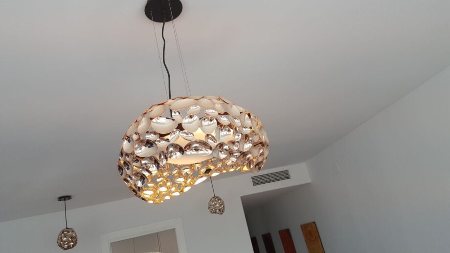 Colgante individual NARISA Oro Rosa con bombilla Led E27 Schuller