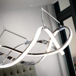 MOLLY: Lámpara 30W LED cromo con 53cm diámetro Schuller 763824D. Dimable con mando a distancia