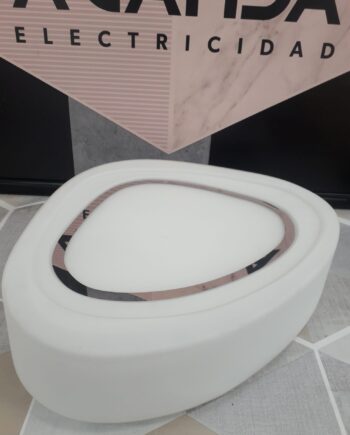 Plafón cristal opal y detalle cromado con 3 portalámparas E27