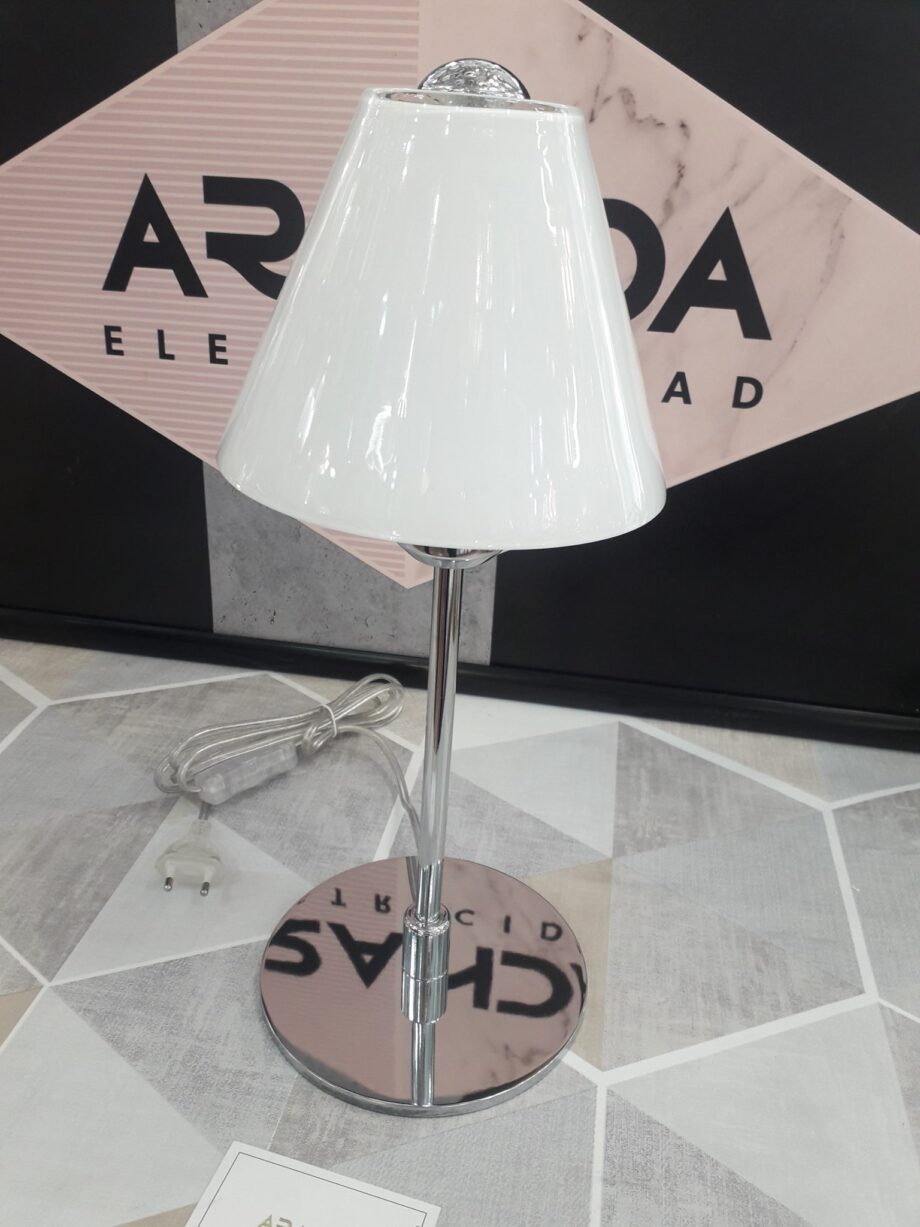 ANA: Lámpara de sobremesa cromo con pantalla cristal opal brillo blanca, para bombilla E27 cromo y cristal opal brillo blanco, 2170 Acb Iluminación. STOCK DISPONIBLE EN TIENDA