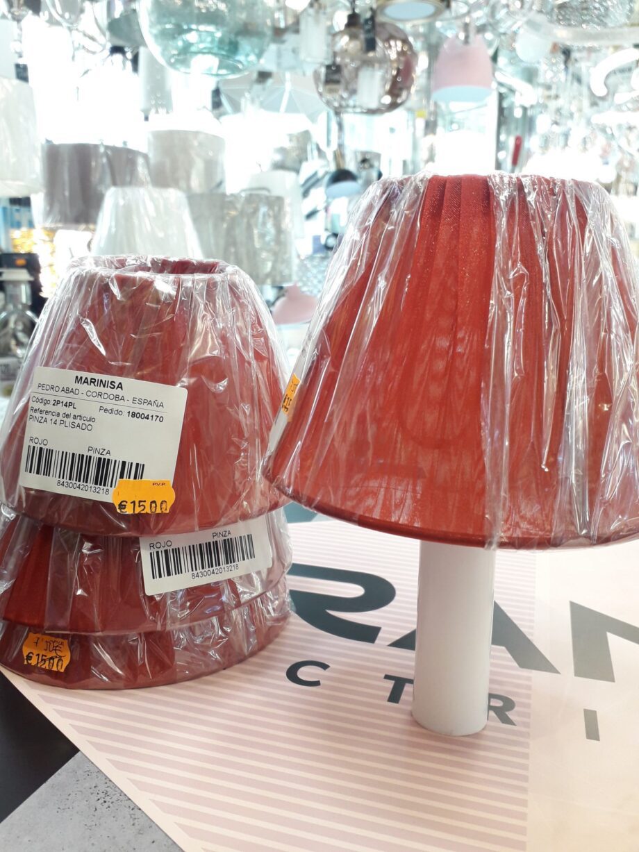 Pantalla ROJA, Marinisa. 14cm forma Conica a Pinza. OUTLET DISPONIBLE EN TIENDA