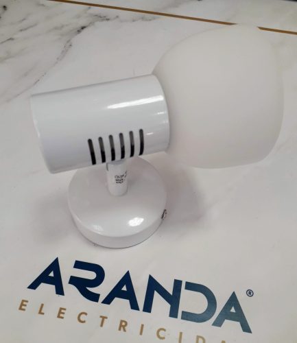 foco-vetro-blanco-e14-orientable-electricidad-aranda-lamparas-almeria-