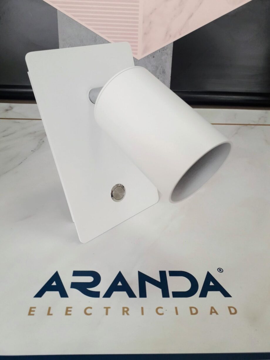 Aplique de pared blanco con interruptor para bombilla Led Gu10, 2076002 F Bright. STOCK EN TIENDA
