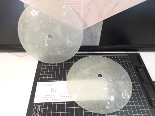 cristal-agujero-para-plafon