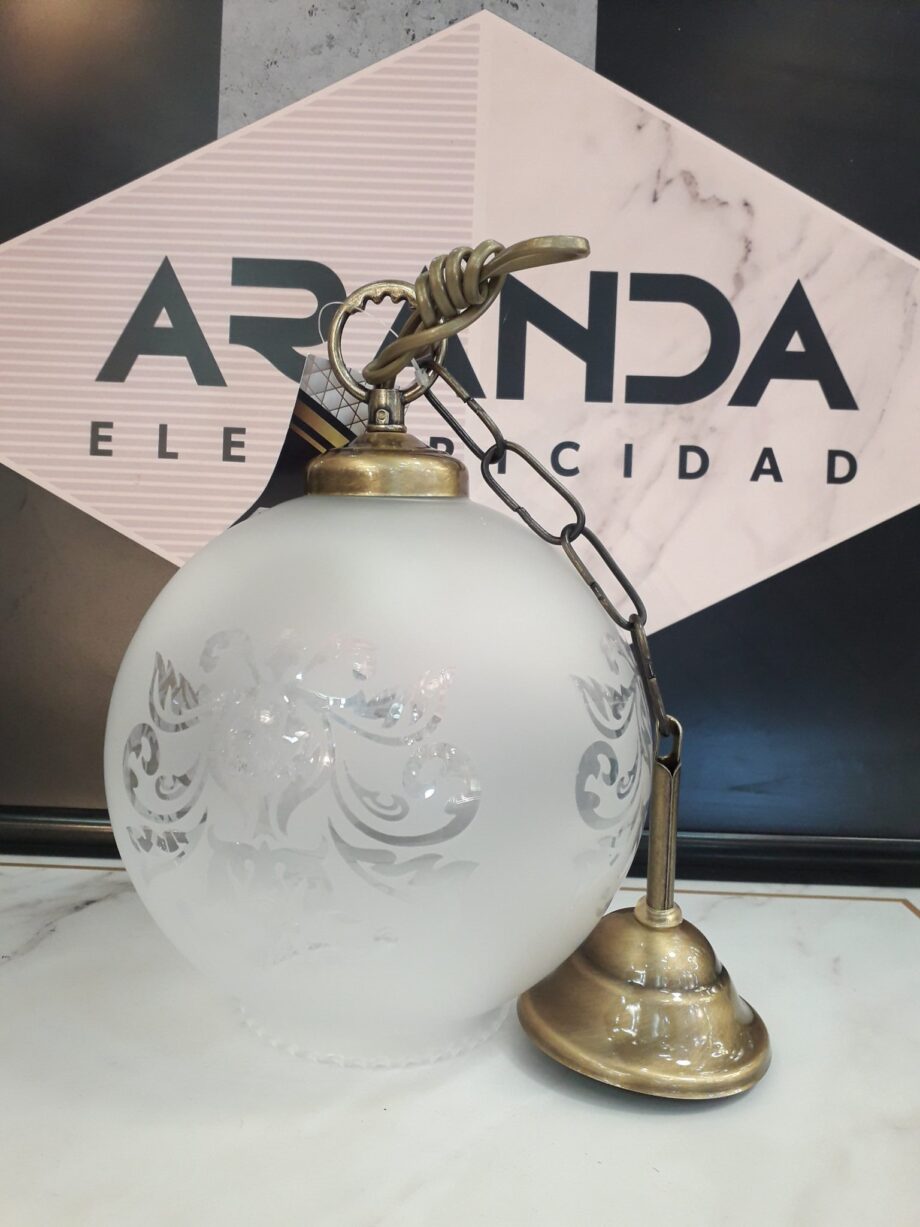 Colgante cristal ESCUDO clásico con cadena dorada Silvioss