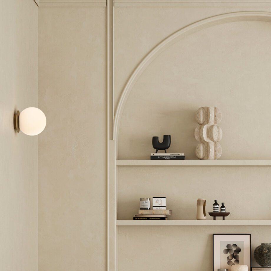 PARMA - Aplique de pared / Plafón  A3946080O Ø150mm Esfera opal mate con soporte dorado IP44 Acb Iluminación.