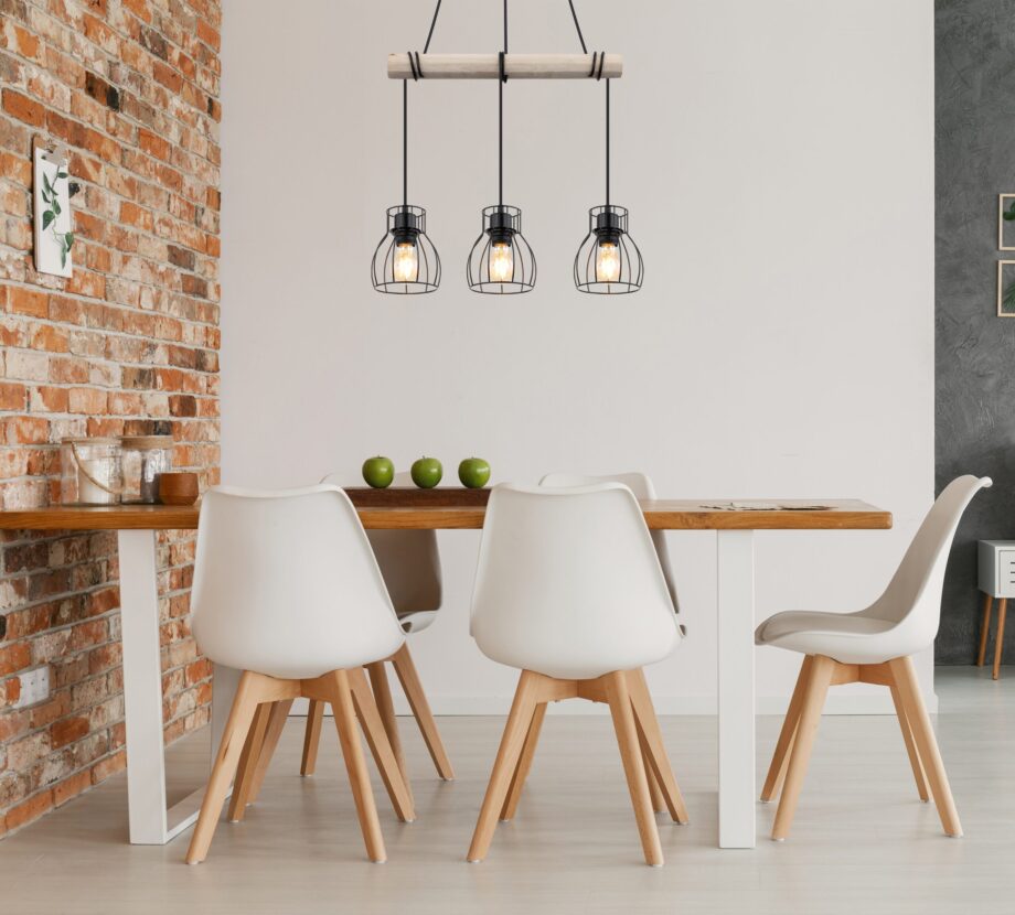 MINA: Lámpara con madera y negra con 3 luces de rejilla para 3 bombillas E27, 15326-3H Globo Lighting. STOCK DISPONIBLE EN TIENDA