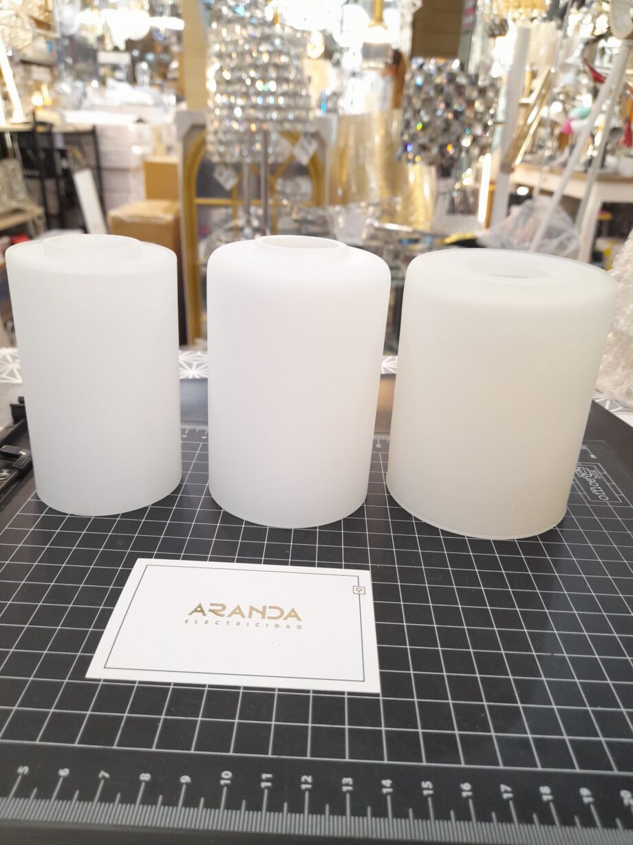 Tulipa cristal Vaso Opal blanco mate mediano 7cm, para E14 Xiriluz.