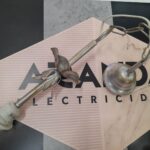 Enfilaje con cadena Iridio con doble adorno forja, Mercalámpara. Para E27 sin pantalla. STOCK EN TIENDA