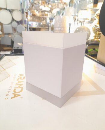 Aplique de pared blanco 7w Led arriba abajo, luz neutra, 307906TF Briloner. IP44. STOCK EN TIENDA