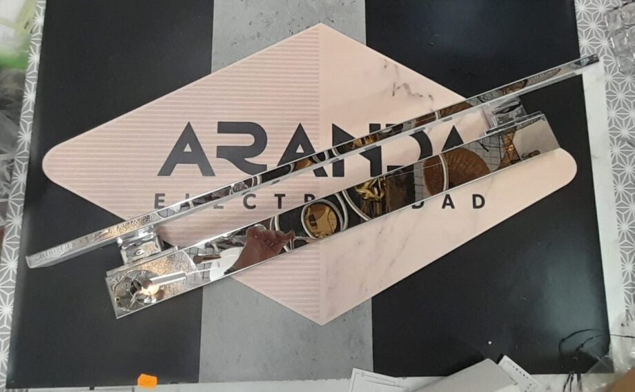 Aplique espejo / cuadro Led 12W Cromo 9040-12 Salamandra Luz / ZioneLed, 60cm con base. STOCK DISPONIBLE EN TIENDA