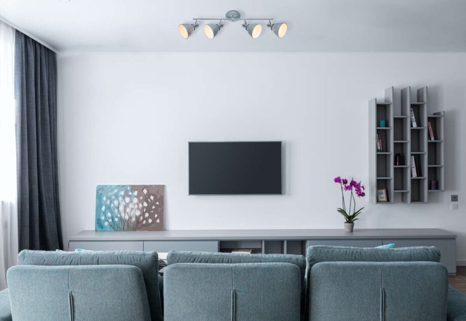JONAS: Regleta de 4 focos orientables para 4 bombillas E14  color gris cemento,  54646-4 Globo Lighting. STOCK DISPONIBLE EN TIENDA