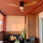 SIROCO - Ventilador negro y aspas madera color nogal dimable CCT Schuller