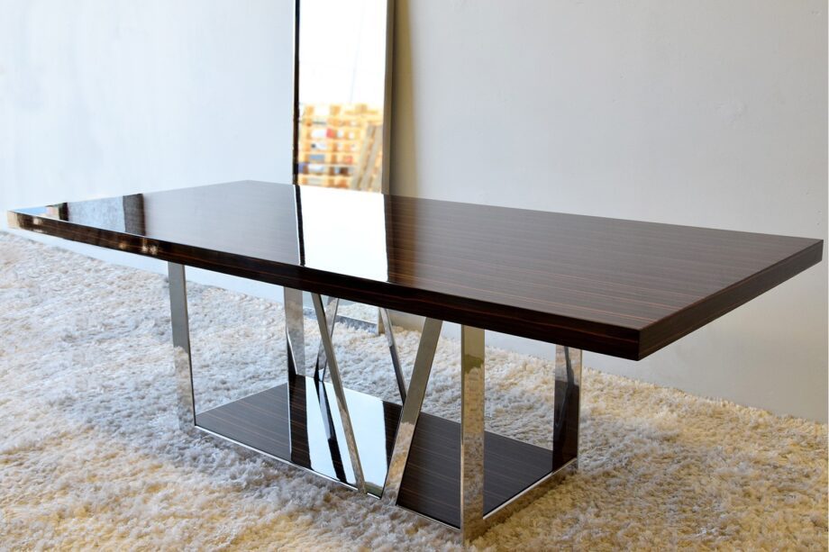 Mesa de comedor EBANO alto brillo y acero Vp Interiorismo