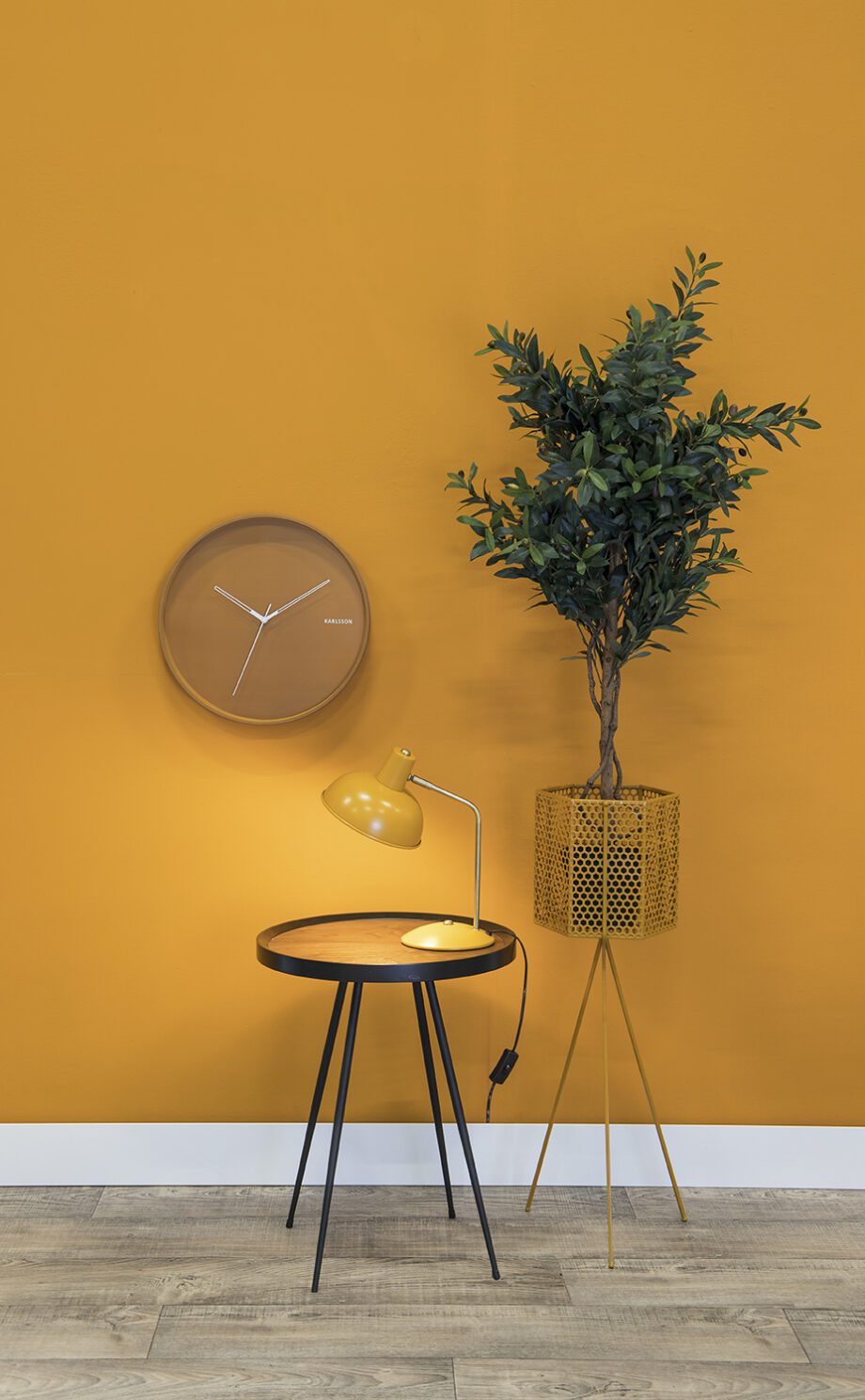 HOOD: Flexo retro rosa y dorado, Present Time para bombilla E14. STOCK DISPONIBLE EN TIENDA