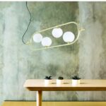 Lámpara latón en línea con 4 esferas opal para bombillas G9 Led regalo, 815 Marinisa. 68cm con punto desplazado. STOCK DISPONIBLE EN TIENDA