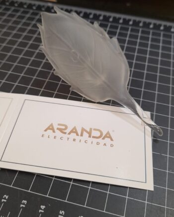 Tulipa de cristal mate de forma hoja para agujero 1,0 cm G4