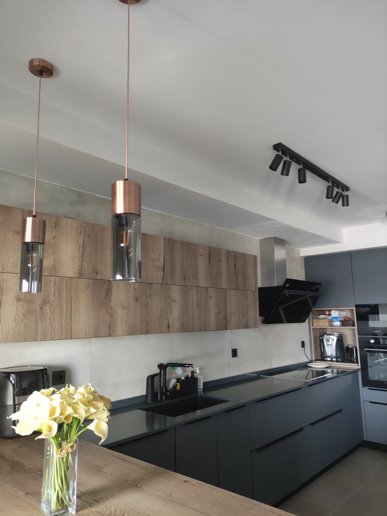 ANNIKA: Colgante cobre con cristal fumé 21000HK Globo Lighting. STOCK EN TIENDA