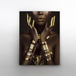 SOMBRA Y ORO - Fotografía en Cristal mujer con joyas y dorado en fondo negro