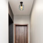 OTHMAR: Plafón negro y detalle oro, con tulipa de cristal smoky para bombilla E27, 15565D Globo Lighting. ø 18 cm. STOCK EN TIENDA