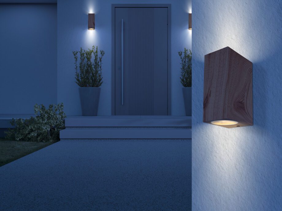 VERONICA: Aplique cuadrado aspecto madera para 2 bombillas gu10, aluminio, 34164-2W Globo Lighting, protección exterior Ip44. STOCK EN TIENDA.