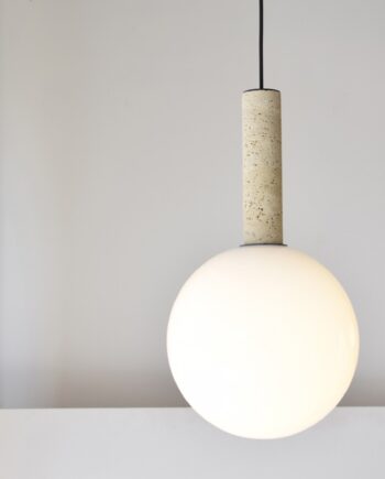 Lámpara de techo FORMAS colgante cristal y mármol travertino BOLA Vp Interiorismo