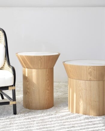 Mesa auxiliar NEDA ALTA madera fresno natural tapa cerámica acabado mármol veteado