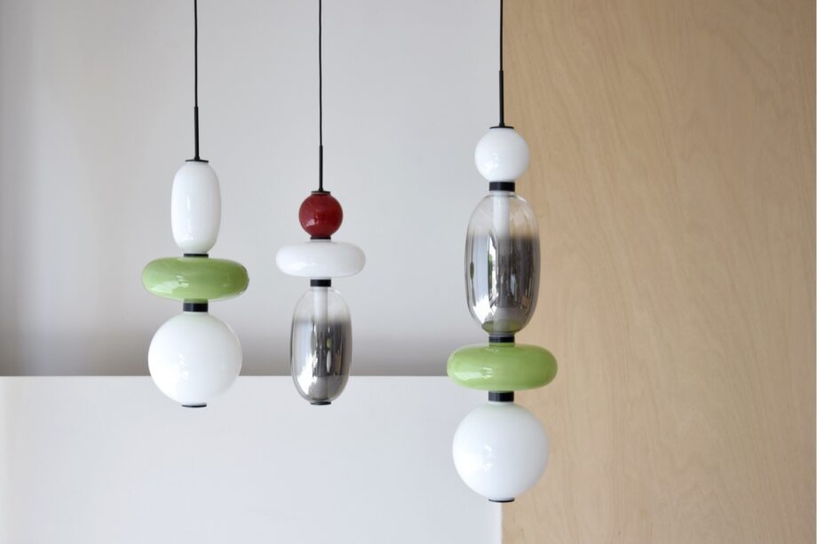 RACIMO: Lámpara de techo colgantes vidrio verde, 16W Led, 34MR23002 Vp Interiorismo.