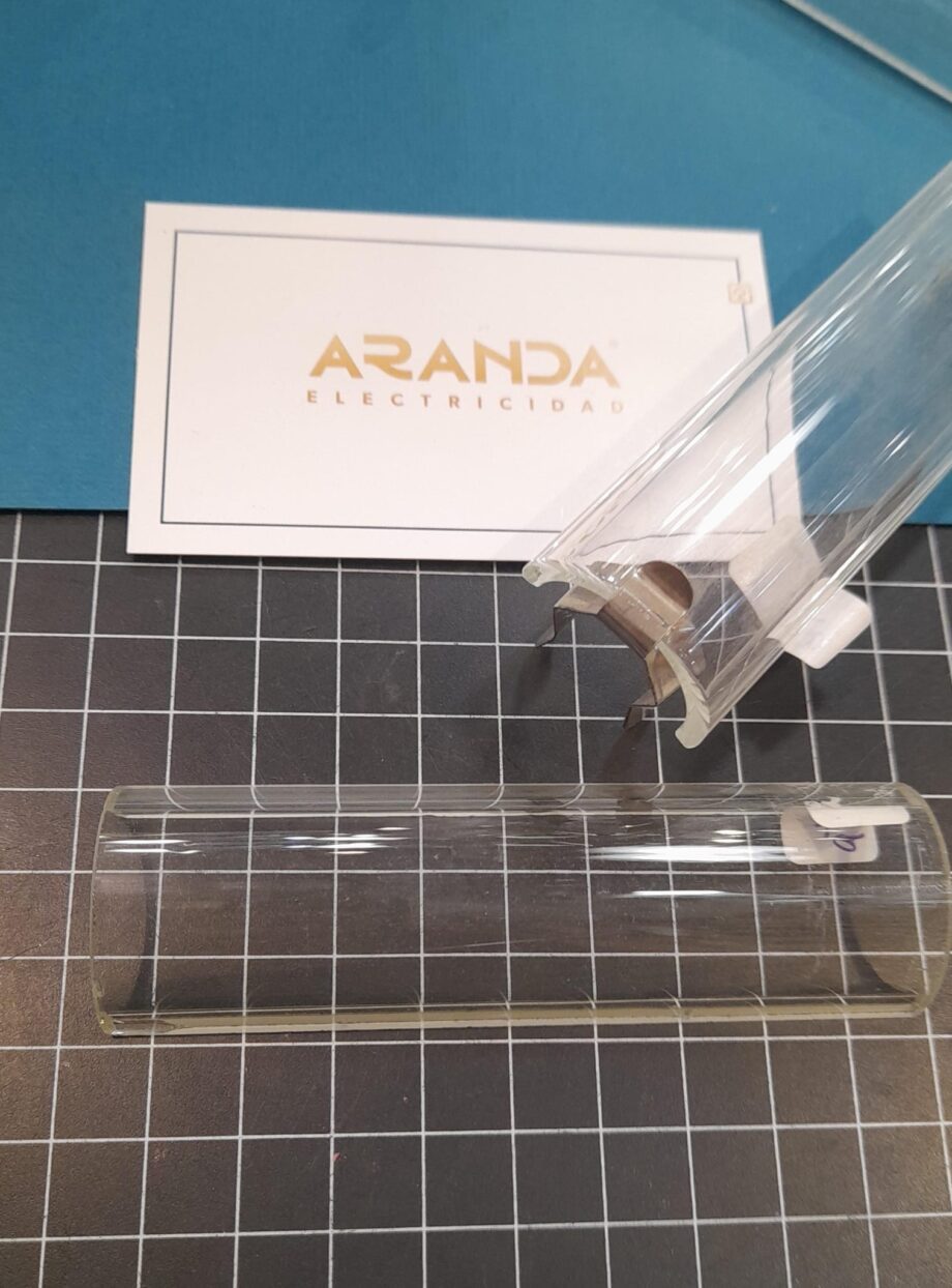 Cristal repuesto: transparente curvado protector bombilla lineal 78mm. Medida de 9,5 cm. STOCK EN TIENDA