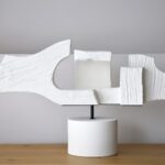 Escultura en hormigón cerámica blanco roto