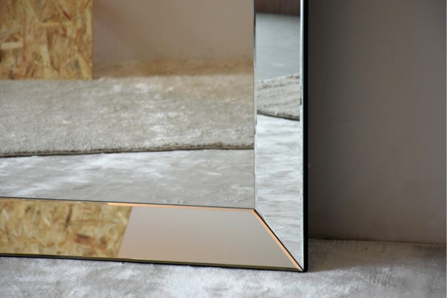 Espejo vestidor rectangular de suelo con marco de espejos VP Interiorismo