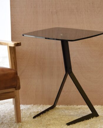Mesa auxiliar metal y vidrio templado