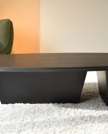 Mesa de centro madera rechapado negra en roble, 34H2090N Vp Interiorismo. 130 x 90 x 35 cm.