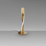 219473-twist-schuller-sobremesa-led-oro