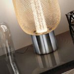 Sobremesa MICRON cromo con pantalla de malla metálica oro