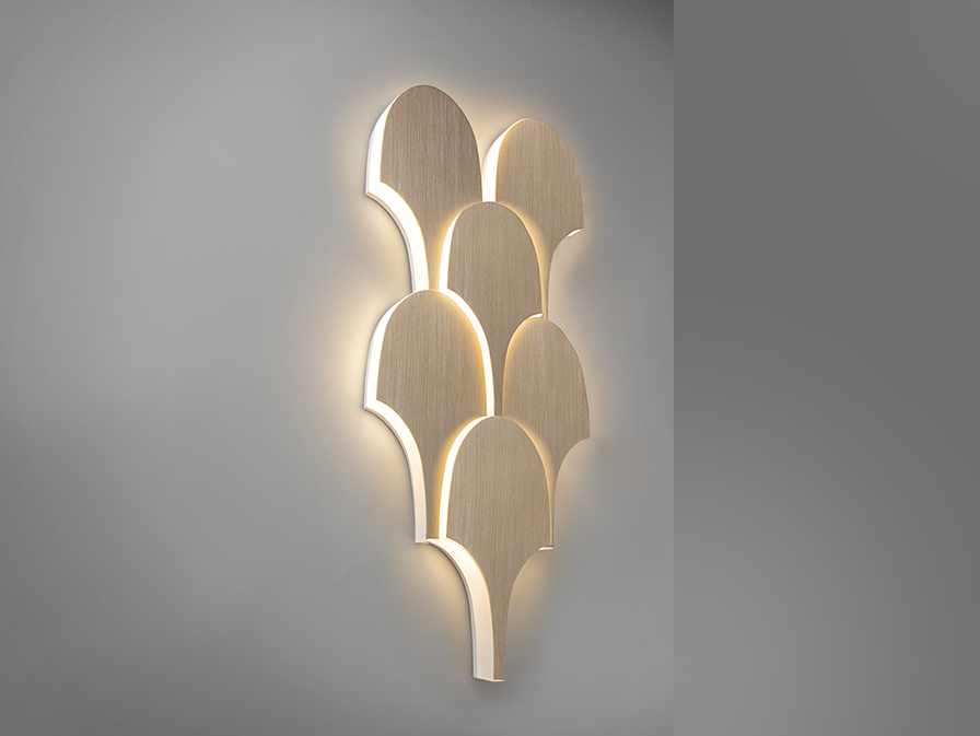 Aplique de pared SEREA aluminio oro rosa con 6W Led perfil alto