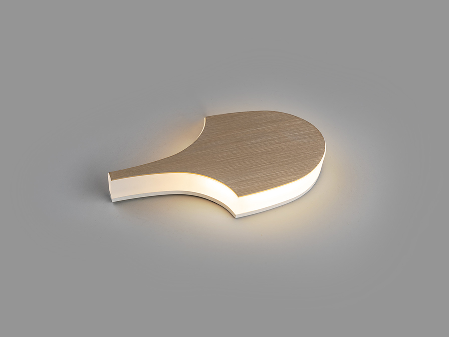 Aplique de pared SEREA aluminio oro rosa con 6W Led perfil alto