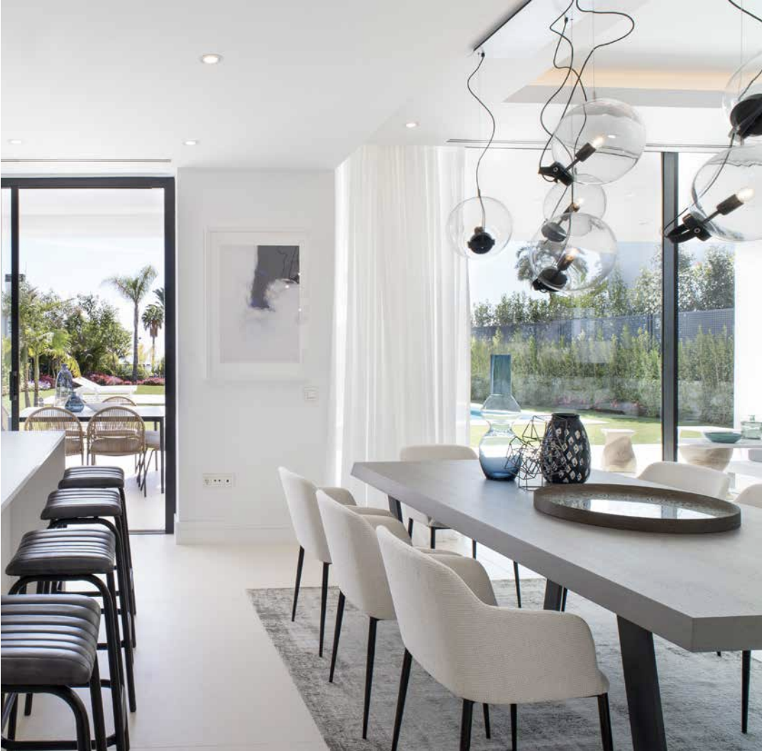 COMPOSICION MONDO: Lámpara de 3 colgantes individuales esferas cristal, 10025 FOKOBU para 3 bombilla E27 con 30 y 25cm diámetro.