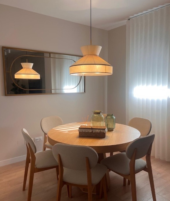 Lámpara de pantalla PREMIUM diseño tela plisada Silvioss