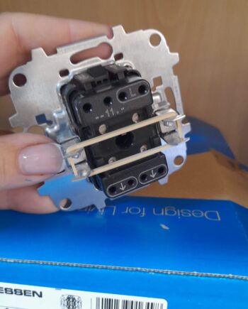 Mecanismos Niessen doble interruptor 8111