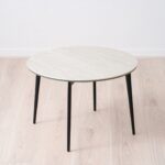 Mesa auxiliar redonda cerámico gris mate de patas negras VP Interiorismo