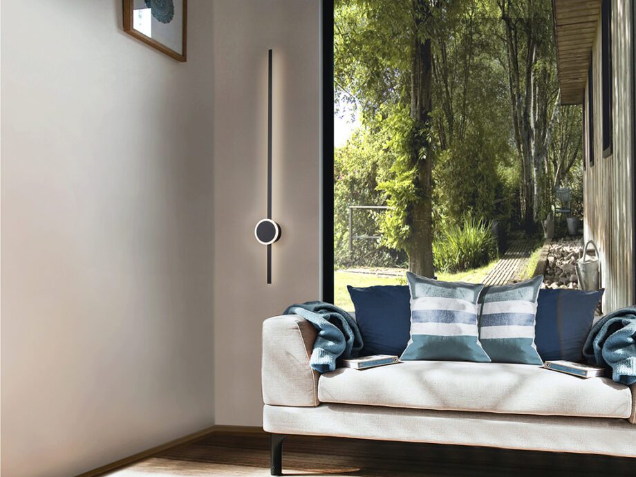 Aplique de pared ONLINE negro con 17W Led Schuller