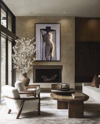 DIVA - Lienzo figura con sombrero impreso sobre tabla y con marco negro con 24W Led Schuller