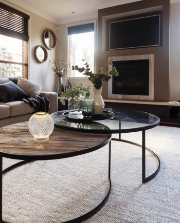 Sobremesa AUSTRAL recargable oro y acrílico con 1,5w Led Schuller