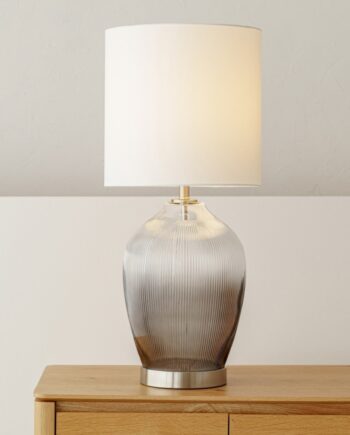 Lámpara sobremesa ARC vidrio ahumado degradado VP Interiorismo, pantalla lino blanco